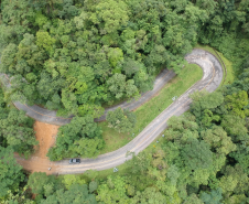 Danos no km 11+600 da Estrada da Graciosa