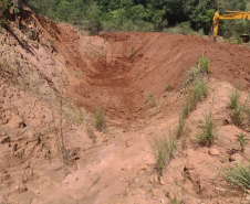 PR-682 limpeza de caixas de contenção