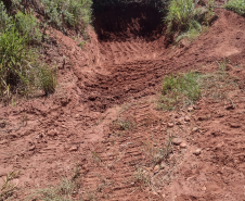 PR-682 limpeza de caixas de contenção