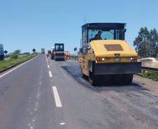 Km 190+480 P.2 L.D Aplicação e compactação Remendos Superficiais