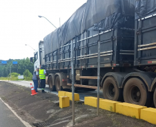 Balanças rodoviárias na PR-151 em Piraí do Sul