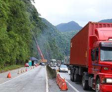 Serviços na BR-277
