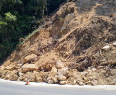 Obras no km 12