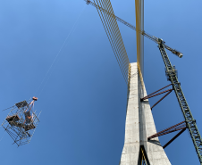 Ponte - Desmobilização das escadas de acesso ao mastro brasileiro (Apoio 06)