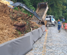 Estrada da Graciosa - obras de contenção