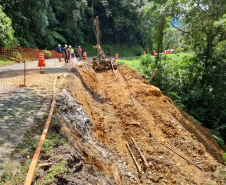 Serviços de recuperação da Estrada da Graciosa