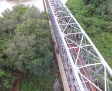 Ponte do Rio da Várzea entre a Lapa e Campo do Tenente