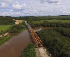 Ponte do Rio da Várzea entre a Lapa e Campo do Tenente