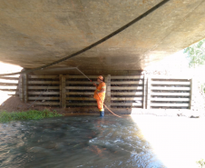 Obras na Ponte sobre o Rio Empoçado