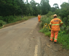 Obras na Ponte sobre Rio Empoçado