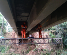 Obras na Ponte sobre Rio Jararaca