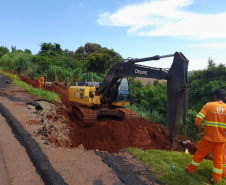 Serviços de recuperação da PR-445 em Londrina