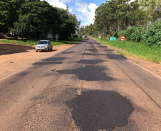 Serviços iniciais de tapa buracos emergencial na PR-463