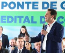 Evento de anúncio do edital da Ponte de Guaratuba