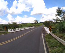 Ponte Rio Anhumas PR-431 em Ribeirão Claro - CP200