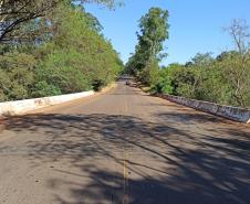 Ponte Rio Tapiracuí PR-082 no limite entre Cidade Gaúcha e Nova Olímpia