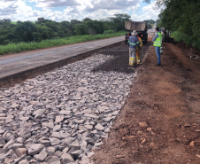 PR-486 entre Assis Chateaubriand e o Rio Piquiri - serviços do Proconserva