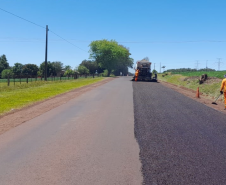 Serviços de conservação na PR-497 entre Missal e São Miguel do Iguaçu