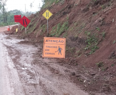 Obra de correção de taludes em União da Vitória