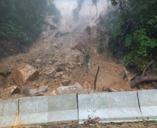 Estrada da Graciosa é fechada temporariamente devido ao excesso de chuvas