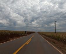 Serviços do Proseg Paraná na PR-546 entre Floresta e Itambé