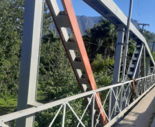 Serviços na ponte sobre o Rio Nhundiaquara em Porto de Cima, Morretes