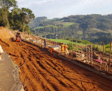 Recuperação da PR-182 em Salgado Filho