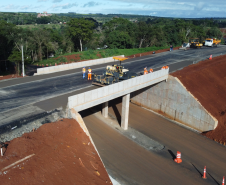 Pavimentação viaduto Av. General Meira 