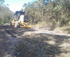 Serviços de conservação não-pavimentada da PR-405