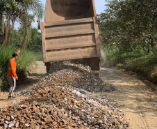 Serviços de conservação não-pavimentada da PR-405