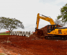 Serviços iniciais do Viaduto da PUC em Londrina 