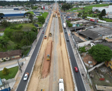 Novo viaduto em execução na BR-376 em São José dos Pinhais