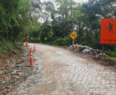 Estrada da Graciosa - obras no km 11+200