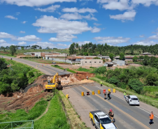 Obras de recuperação da PR-151 em Jaguariaíva