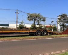 Sondagens e coleta de amostra de solo no local do futuro viaduto