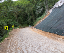 Obras de recuperação da Estrada da Graciosa