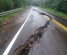 PR-170 em Pinhão, entre Faxinal do Céu e a usinda hidrelétrica