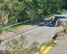 PR-170 entre Pinhão e Bituruna