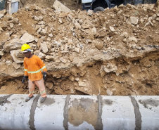 Implantação de novo bueiro no km 11+200 da Estrada da Graciosa