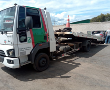 Guinchos do DER/PR atuando na BR-277 entre Curitiba e Guarapuava