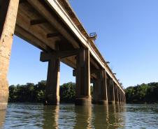 Ponte sobre o Rio Ivaí na PR-323