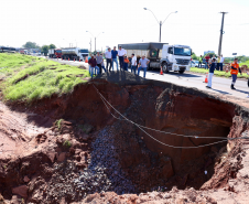 Obra de recuperação emergencial da PR-323 em Umuarama; visita técnica