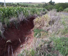 PR-461 em Flórida, trecho atingido por erosão