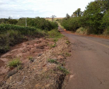 PR-461 em Flórida, trecho atingido por erosão