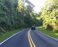 PR-475 em Quedas do Iguaçu, após serviços de conservação