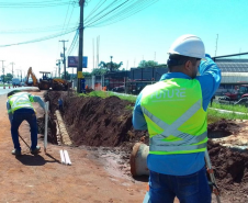 Andamento da obra de implantação do viaduto da PUC