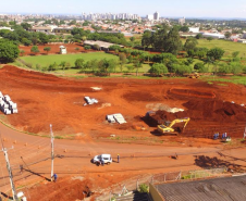 Andamento da obra de implantação do viaduto da PUC