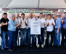 Cerimônia de inauguração da obra de duplicação de trecho da BR-277 em Cascavel