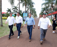 Cerimônia de inauguração da obra de duplicação de trecho da BR-277 em Cascavel