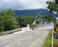 Ponte Rio Nhundiaquara PR-411 em Morretes, após reforma